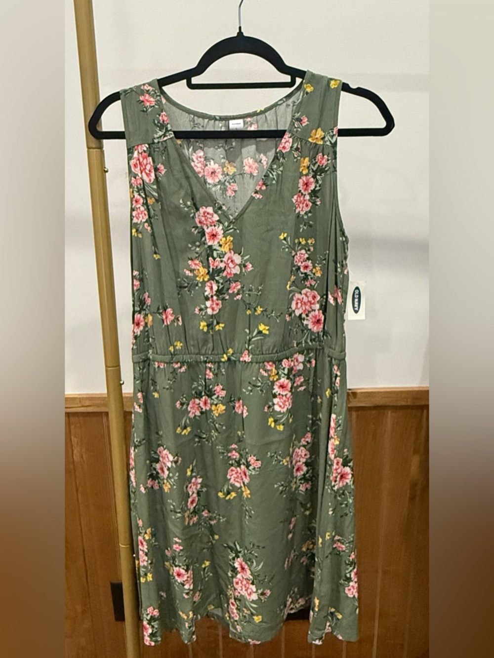 Old Navy Olive Green Floral V-Neck Midi Dress